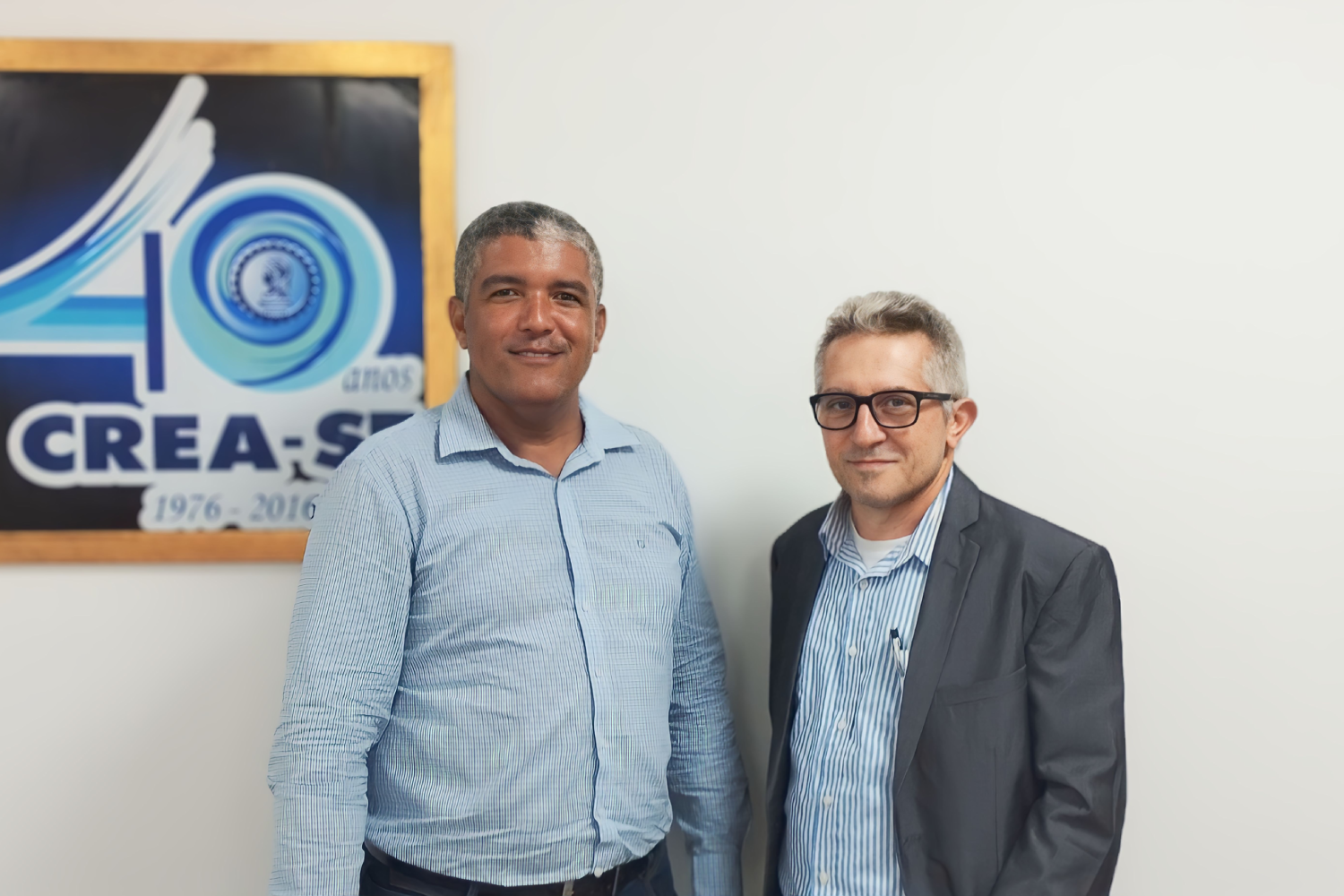 Dilson Luiz, presidente do Crea/SE, e Roberto Rodrigues,  diretor do CCET/UFS (foto: Brunna Martins/ASCOM UFS)